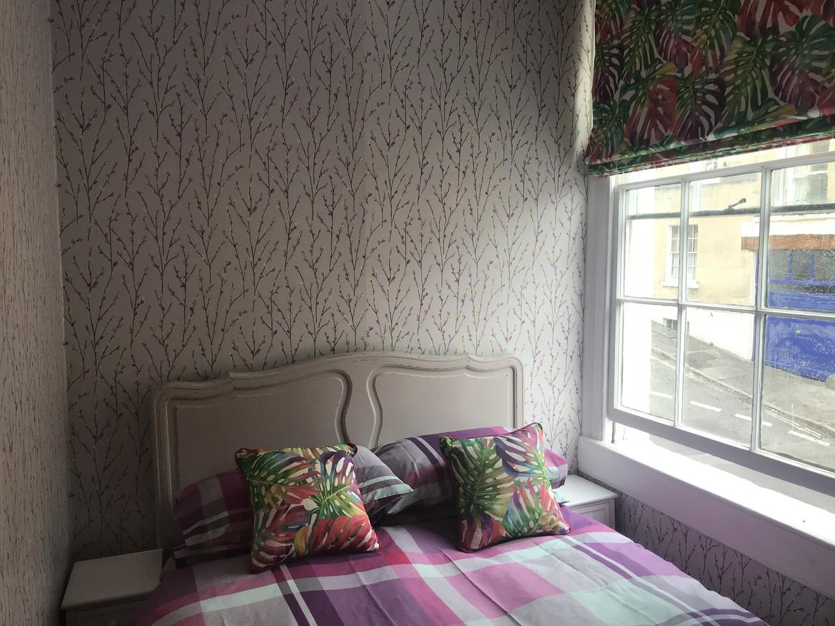 Central City Pad One Bedroom Plus Double Sofabed Bath Eksteriør billede