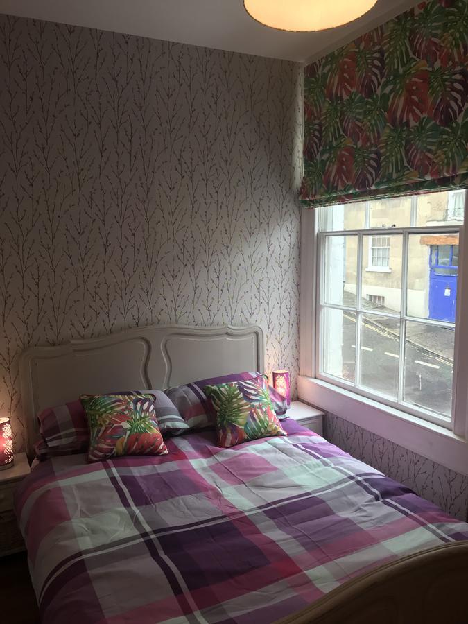 Central City Pad One Bedroom Plus Double Sofabed Bath Eksteriør billede